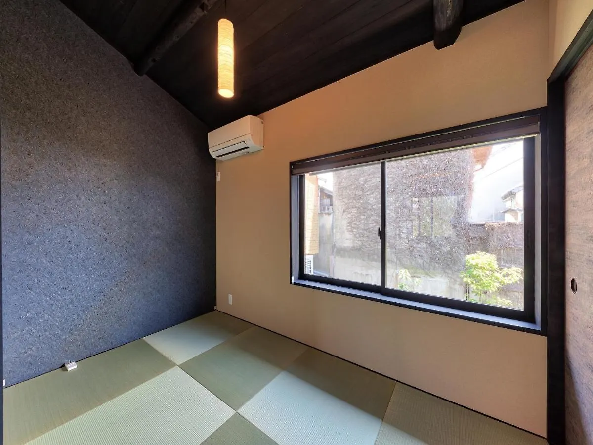 Tsumugi Higashiyamagojo Villa Kyoto 0*,