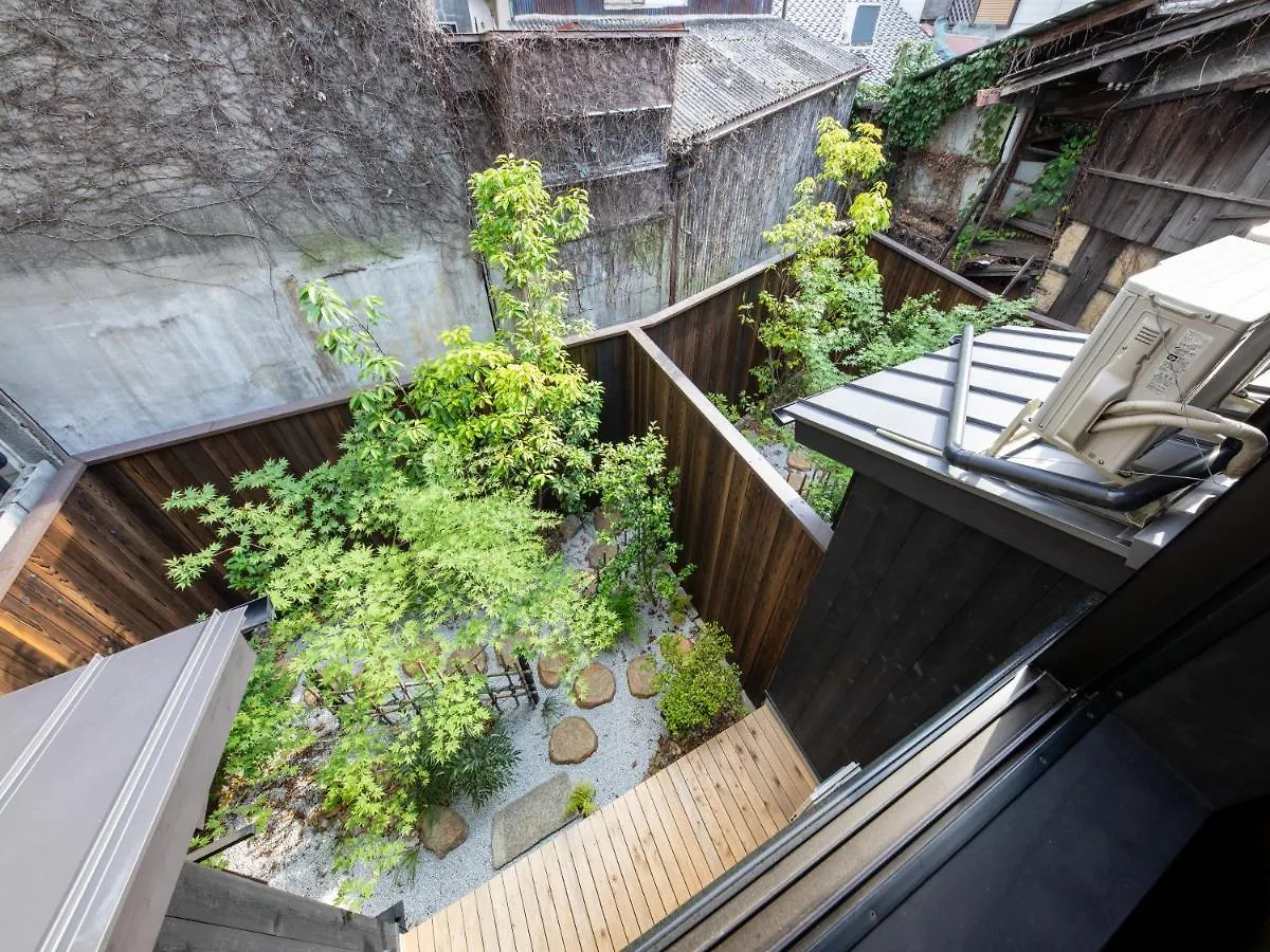 Tsumugi Higashiyamagojo Villa Kyoto